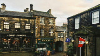 Χόγουορθ: Το κινηματογραφικό χωριό που στοιχειώνεται από το πνεύμα των αδελφών Μπροντέ