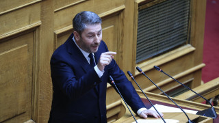 «Τιμωρητισμό και αποπροσανατολισμό» καταγγέλλει η αντιπολίτευση για τον Άγνωστο Στρατιώτη