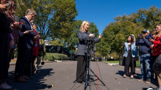 Καρολάϊν Λέβιτ: «Μια συνάντηση Πούτιν - Ζελένσκι εξακολουθεί να είναι δυνατή»