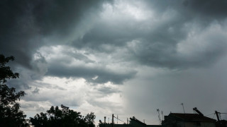 Καιρός: Βροχές και καταιγίδες σε όλη τη χώρα – Πού θα είναι έντονα τα φαινόμενα