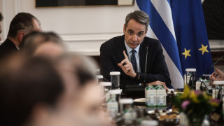 Η αλλαγή ατζέντας και οι προτεραιότητες της κυβέρνησης – Το τρίπτυχο της στρατηγικής έως τις εκλογές