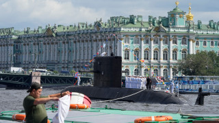Ρωσία: Χάος από καραμπόλα οκτώ αυτοκινήτων στο κέντρο της Αγίας Πετρούπολης
