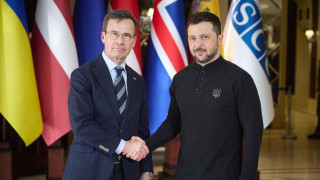 Στη Σουηδία ο Ζελένσκι - Υπογράφει συμφωνία εξαγωγής όπλων με τη Στοκχόλμη
