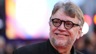 Ο Γκιγιέρμο ντελ Τόρο «προτιμά να πεθάνει» παρά να χρησιμοποιήσει ΑΙ στις ταινίες του