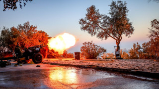 Οι εντυπωσιακοί 21 κανονιοβολισμοί από το λόφο του Λυκαβηττού - Δείτε βίντεο