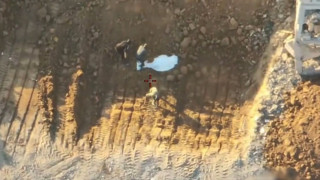 Το βίντεο του IDF που δείχνει τη Χαμάς να... σκηνοθετεί την εύρεση σορού Ισραηλινού ομήρου