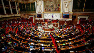Γαλλία: Η Βουλή απέρριψε τον «φόρο Ζικμάν» για τους υπερπλούσιους