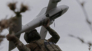 Ρωσία: Επίθεση ουκρανικών drones έπληξε πετρελαϊκό σταθμό της Rosneft