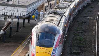 Βρετανία: Ο ύποπτος για την επίθεση με μαχαίρι μέσα σε τρένο δεν ήταν στο ραντάρ των Αρχών