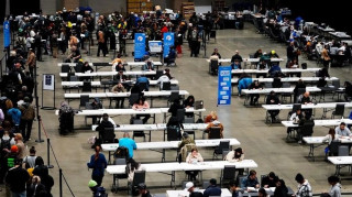 Εκλογές στις ΗΠΑ: Οι κάλπες - βαρόμετρο για τους Δημοκρατικούς και οι μεγάλες «μάχες»