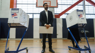 Εκλογές στη Νέα Υόρκη: Ψήφισε ο Ζόραν Μαμντάνι - Έκλεισαν ορισμένα εκλογικά τμήματα λόγω απειλών