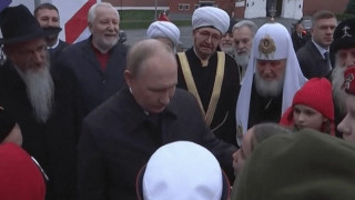 Πώς μία εντεκάχρονη «στρίμωξε» τον Πούτιν - Το βίντεο με τον διάλογο τους για τον πόλεμο