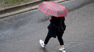 Καιρός: Βροχές και καταιγίδες σε Ιόνιο, Πελοπόννησο και Κρήτη - Άνεμοι επτά μποφόρ