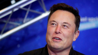 Tesla: Οι μέτοχοι ενέκριναν πακέτο αμοιβής 1 τρισ. δολαρίων για τον Μασκ