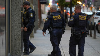 Άνδρας άνοιξε πυρ κατά της αστυνομίας μετανάστευσης στο Σικάγο