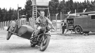 Στιβ ΜακΚουίν: Πίσω από τον θρύλο του «βασιλιά» ο εύθραυστος χαρακτήρας ενός βασανισμένου ανθρώπου