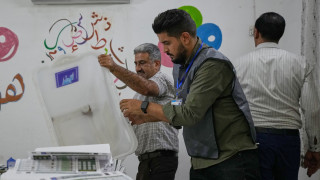 Οι Ιρακινοί στις κάλπες προκειμένου να εκλέξουν νέο κοινοβούλιο