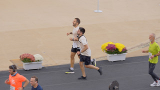 Ο Μαραθώνιος δεν είναι αγώνας, είναι συναίσθημα - Δείτε την ιστορία του Μάριου Σαρέλλα που εμπνέει