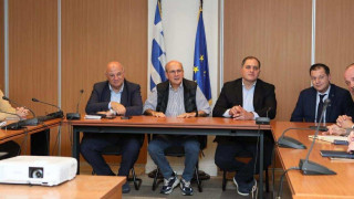 Σύσκεψη Χατζηδάκη - Τσιάρα για ΟΠΕΚΕΠΕ: Τέλη Νοεμβρίου οι πληρωμές - Απαραίτητοι οι έλεγχοι