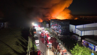 Αργεντινή: Τουλάχιστον 22 τραυματίες από πυρκαγιά και μπαράζ εκρήξεων σε βιομηχανική περιοχή