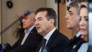 Ο Χρυσοχοΐδης προανήγγειλε νέα μέτρα για την οπλοκατοχή - 1.500 συλλήψεις για Greek Mafia