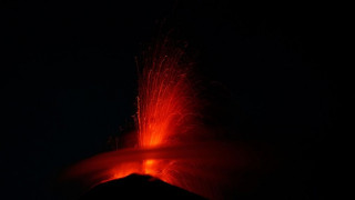 Ιαπωνία : Εξερράγη το ηφαίστειο Σακουρατζίμα - Ακυρώθηκαν πτήσεις λόγω της τέφρας