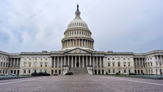 Νομοσχέδιο για κυρώσεις σε χώρες που έχουν εμπορικές συναλλαγές με τη Ρωσία σχεδιάζουν οι ΗΠΑ