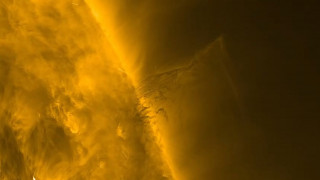 Εκπληκτικό βίντεο μιας σκοτεινής προεξοχής στην επιφάνεια του Ήλιου κατέγραψε το Solar Orbiter