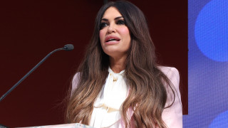 Λαμπαδηδρόμος η Κίμπερλι Γκιλφόιλ: Έτρεξε με τη Φλόγα των Ολυμπιακών Αγώνων