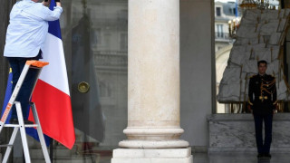 Γάλλος στρατηγός προειδοποιεί: Να προετοιμαστούμε για το ενδεχόμενο η χώρα «να χάσει τα παιδιά της»