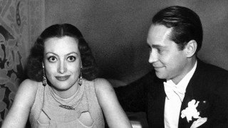 Τζόαν Κρόφορντ: Η «σκοτεινή» γυναίκα πίσω από το μύθο του Χόλιγουντ