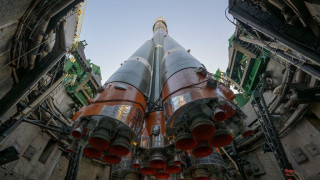 Με Ρώσους και Αμερικανούς αστροναύτες εκτοξεύτηκε το διαστημόπλοιο Σογιούζ