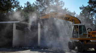 Θεσσαλονίκη: Κατεδαφίζονται απαλλοτριωμένα και ετοιμόρροπα κτίρια στην Άνω Πόλη