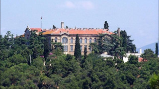 Τομ Μπάρακ: Ο Τραμπ ζήτησε από τον Ερντογάν επαναλειτουργία της Θεολογικής σχολής της Χάλκης το 2026