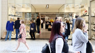 Ανοιχτά σήμερα Κυριακή τα καταστήματα - Το ωράριο λειτουργίας, τι ισχύει για τα σούπερ μάρκετ