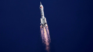 Κίνα: Xωρίς πλήρωμα θα επιστρέψει στη Γη το διαστημόπλοιο Shenzhou-20