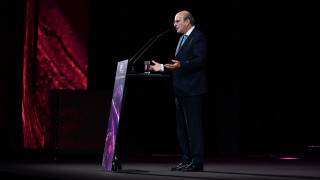 Χατζηδάκης: Ενσωμάτωση της τεχνητής νοημοσύνης στη δημόσια διοίκηση και τις επιχειρήσεις