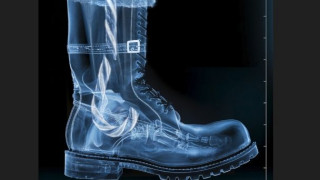 ΣΑΛΟΣ με τον τραυματισμό του Αϊ-Βασίλη! Οι τάρανδοι έτοιμοι να το σκάσουν!