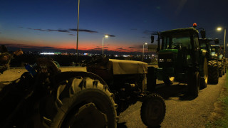 Αγροτικές κινητοποιήσεις: Δίωρος αποκλεισμός του τελωνείου Ευζώνων