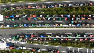 Η «κόκκινη γραμμή» της κυβέρνησης στους αγρότες και η «αντίστροφη μέτρηση» για την ΕΛΑΣ