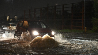 Κακοκαιρία Byron: Τι είναι τα «συντριβάνια» νερού στα φρεάτια στην Αθήνα
