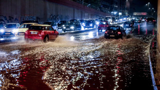 Κακοκαιρία Byron: «Βυθίστηκε» η Αττική, στο Γκάζι η περισσότερη βροχή - Πού υπάρχουν προβλήματα