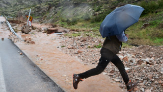 Byron: Οκτώ περιοχές στο πέρασμα της κακοκαιρίας τις επόμενες ώρες – Πότε υποχωρεί