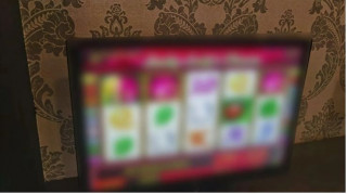 Χειροπέδες σε επτά άτομα για «φρουτάκια» στην Θεσσαλονίκη