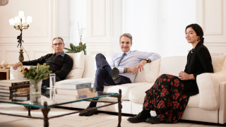 Τετ α τετ Μητσοτάκη με εκπροσώπους εθελοντικών οργανώσεων - Τι συζητήθηκε