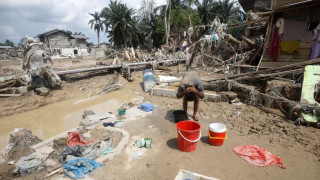 Πλημμύρες στην Ινδονησία: Ενισχύεται η ανθρωπιστική βοήθεια - Πάνω από 800 νεκροί