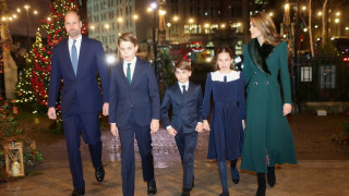 Με τον σύζυγο και τα παιδιά της στην χριστουγεννιάτικη συναυλία η πριγκίπισσα Κέιτ