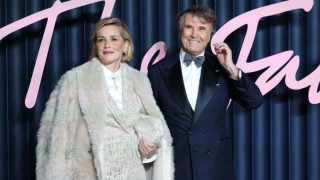 Αστέρες του Χόλιγουντ τίμησαν τον Μπρουνέλο Κουτσινέλι στην πρεμιέρα του ντοκιμαντέρ για τη ζωή του