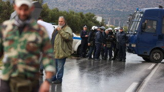 Αγρότες εισέβαλαν στο αεροδρόμιο Ηρακλείου - Ανεστάλη η λειτουργία του