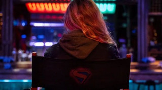 Ο James Gunn «ανάβει τις μηχανές»: Το πρώτο teaser του Supergirl με τη Milly Alcock